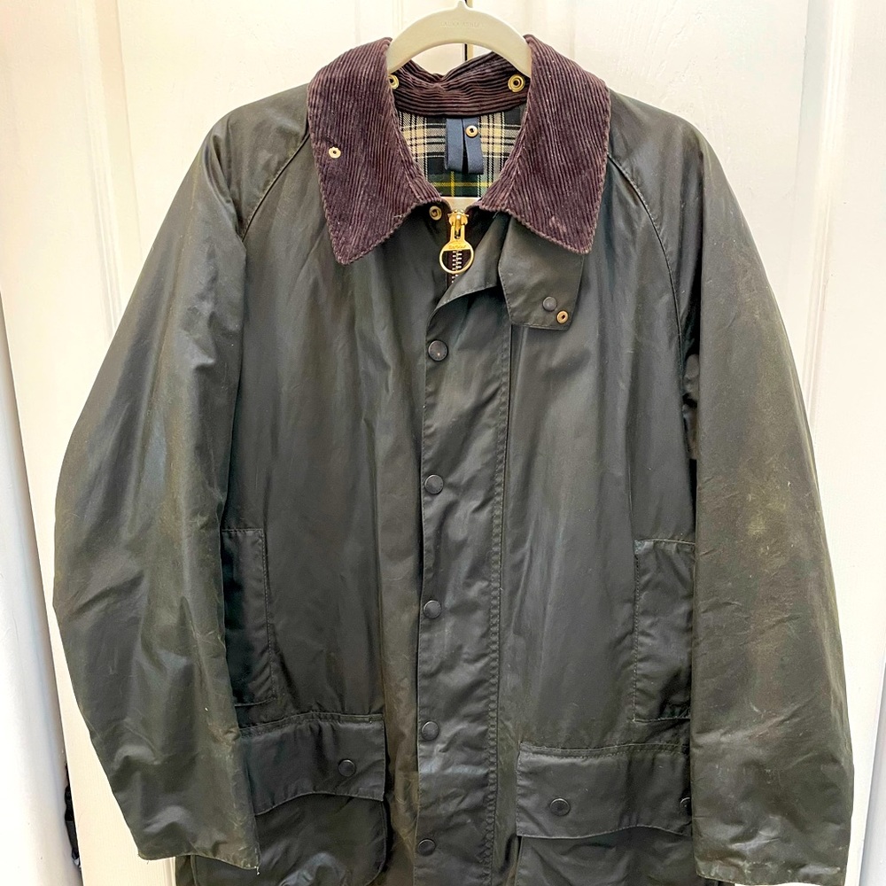 Barely used Barbour Beaufort jacket. No rips or tears, jyy it st rewaxed.